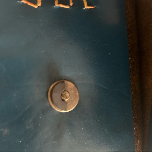 Handmade & Hand Painted folio bag signed by artist Violeta Iris Agudelo Ruiz. - Picture 7 of 8